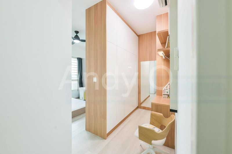 Premium HDB for Sale in  296A Bukit Batok Street 22 - Image 9